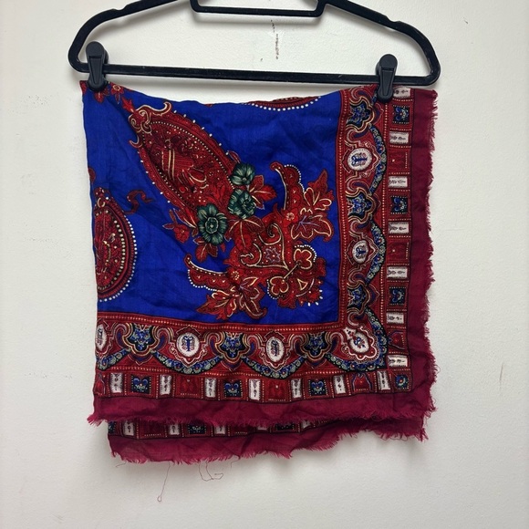Oscar De La Renta Wool Scarf - Picture 5 of 12